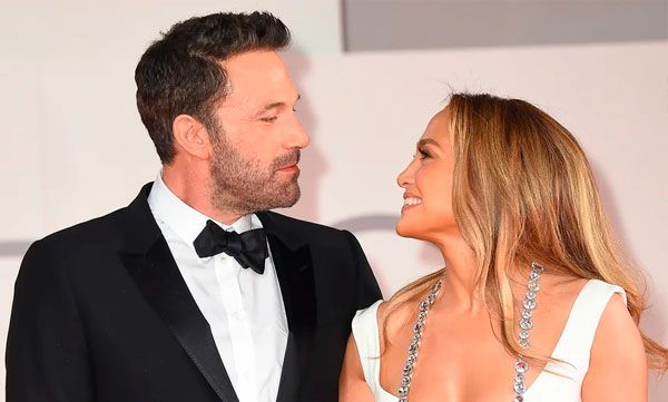 Jennifer Lopez y Ben Affleck se casaron en Las Vegas